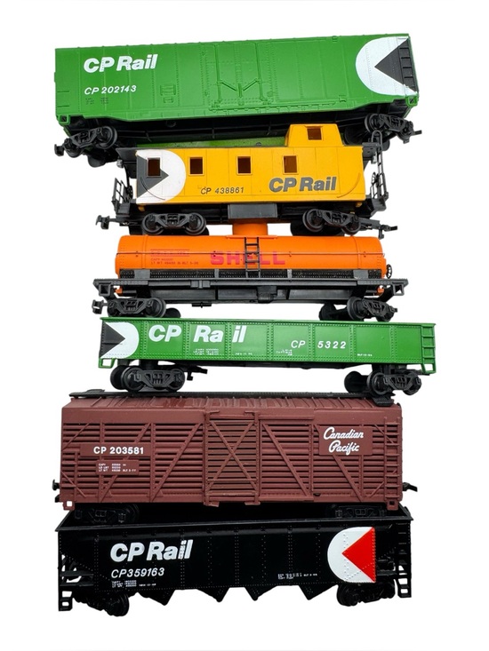 Bachmann Other - Bachmann HO Scale CP Rail Canadian Pacific 6-Car Freight Lot Pre-Owned